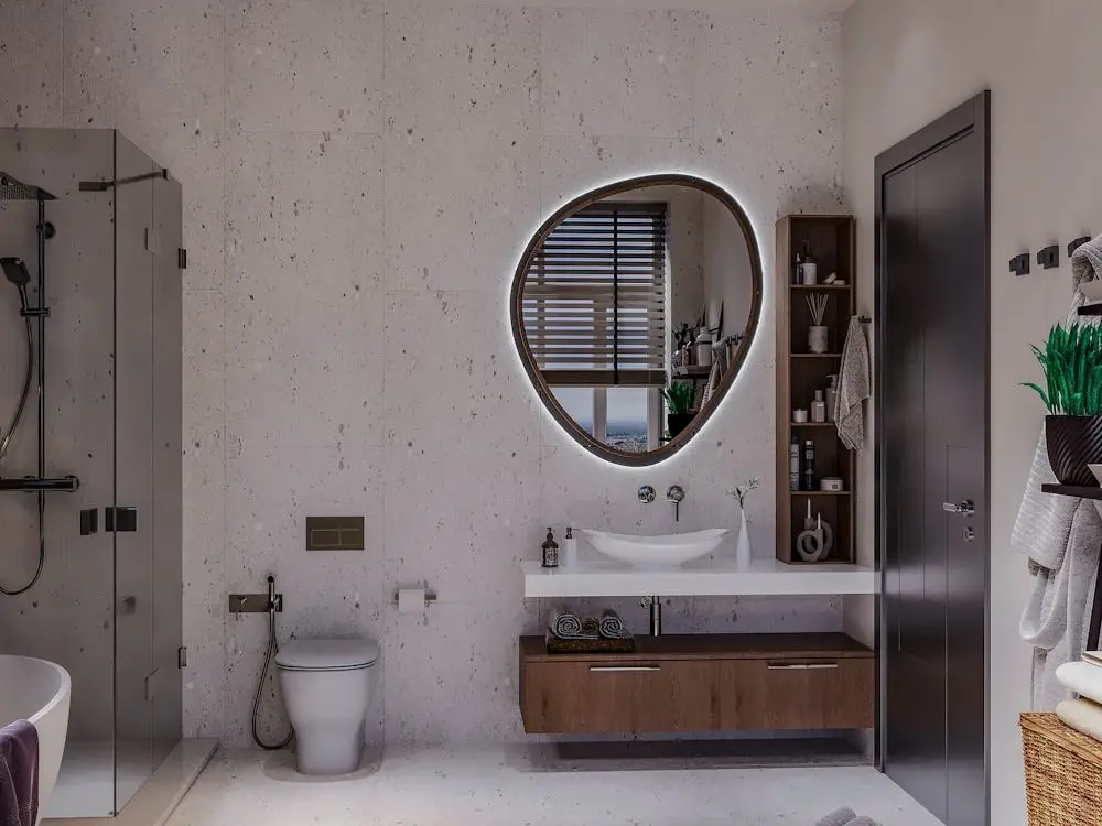 Badkamerrenovatie met dubbele wastafel en hangtoilet